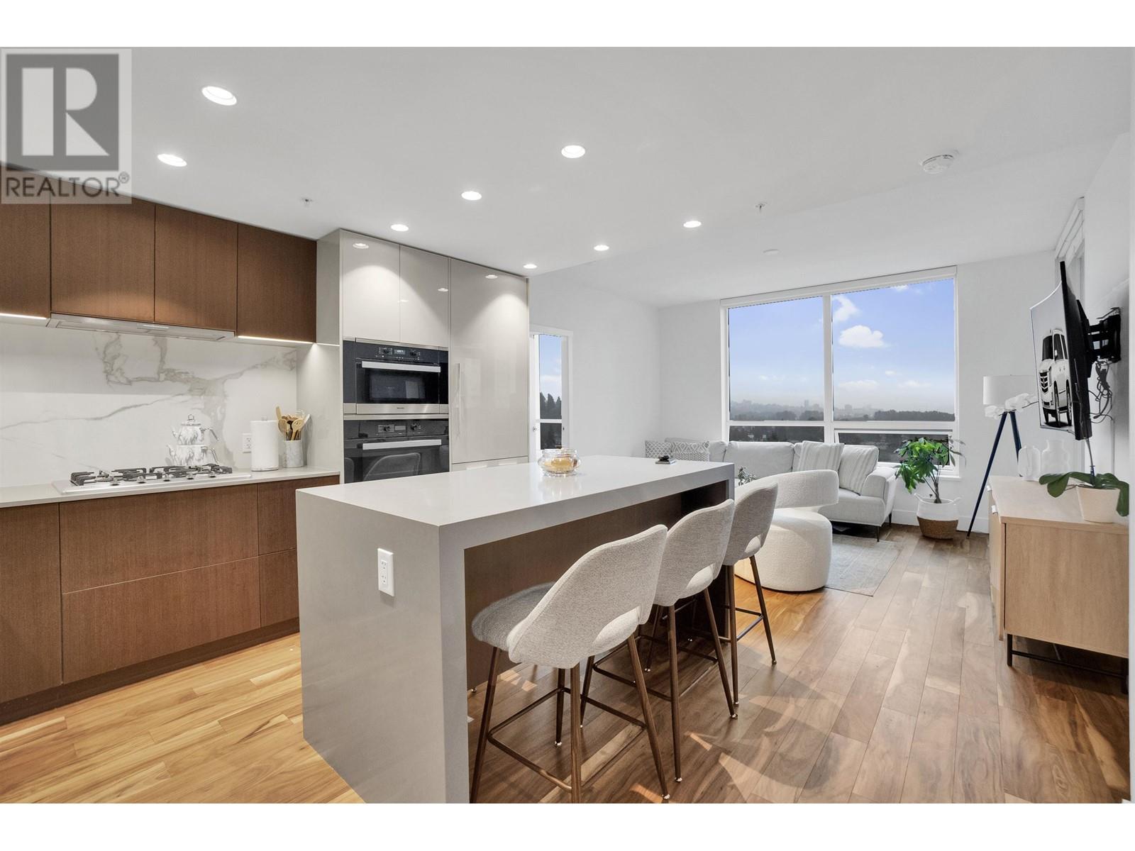 Property at 1302 1675 LIONS GATE LANE image 1