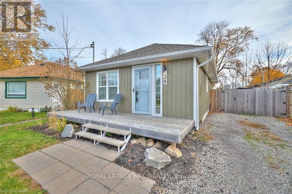 Property at 38 LINCOLN ROAD E image 3