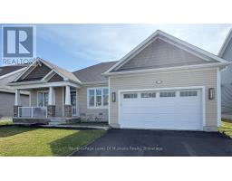 55 DYER CRESCENT, bracebridge (macaulay), Ontario