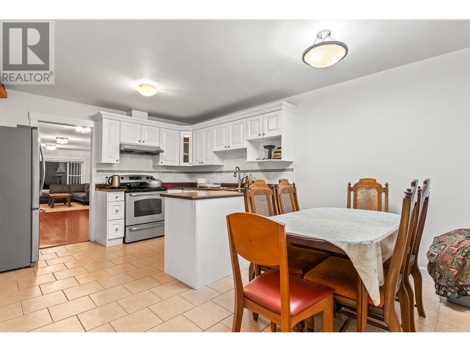 6419 Selma Avenue, Burnaby, British Columbia  V5H 3R3 - Photo 11 - R2961927