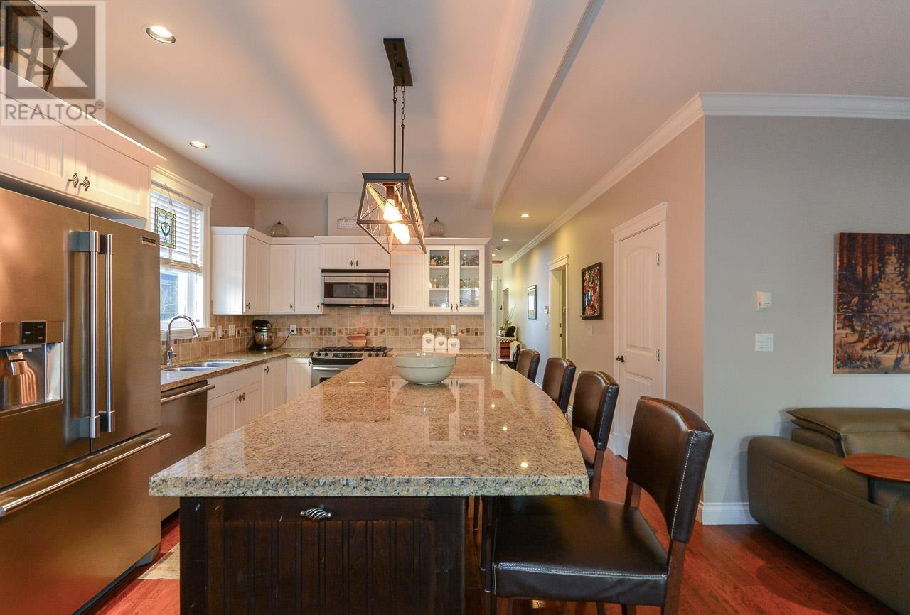 Listing Picture 9 of 40 : 3711 PLEASANT STREET, Richmond / 烈治文 - 魯藝地產 Yvonne Lu Group - MLS Medallion Club Member