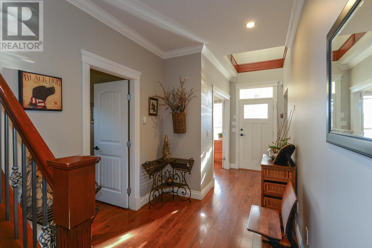 Listing Picture 4 of 40 : 3711 PLEASANT STREET, Richmond / 烈治文 - 魯藝地產 Yvonne Lu Group - MLS Medallion Club Member