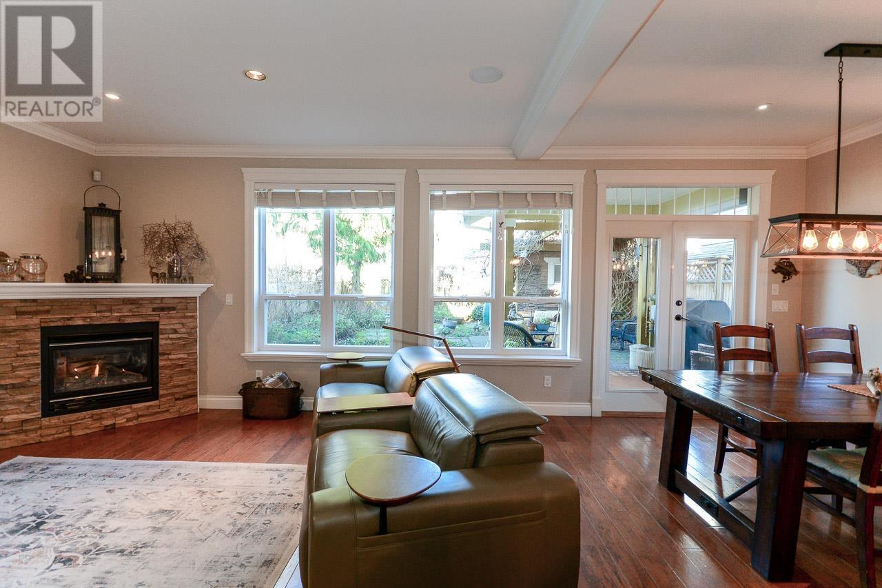 Listing Picture 14 of 40 : 3711 PLEASANT STREET, Richmond / 烈治文 - 魯藝地產 Yvonne Lu Group - MLS Medallion Club Member