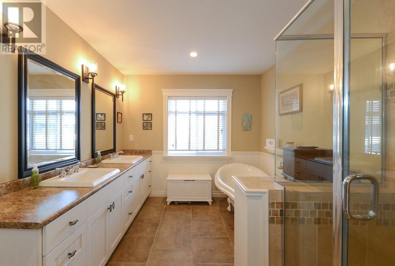 Listing Picture 26 of 40 : 3711 PLEASANT STREET, Richmond / 烈治文 - 魯藝地產 Yvonne Lu Group - MLS Medallion Club Member