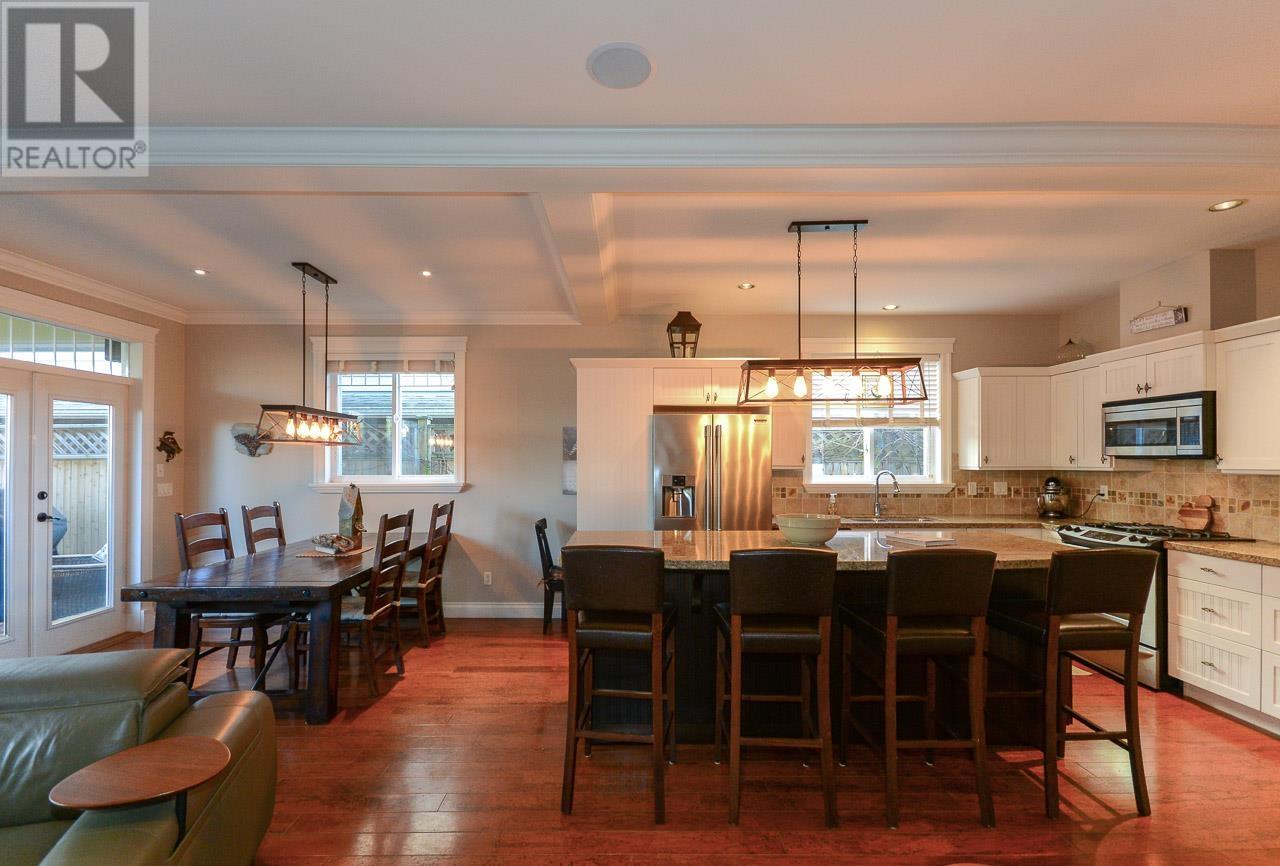 Listing Picture 11 of 40 : 3711 PLEASANT STREET, Richmond / 烈治文 - 魯藝地產 Yvonne Lu Group - MLS Medallion Club Member