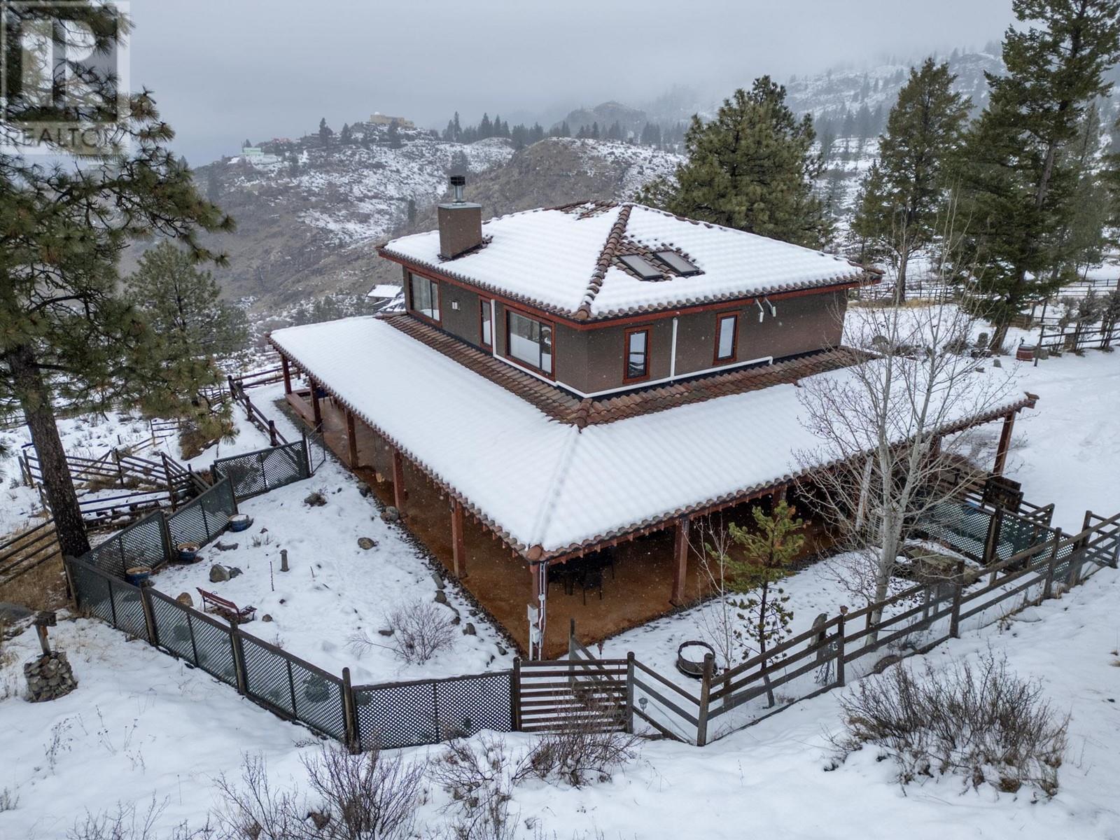 Property at 110 Chapman Road image 3