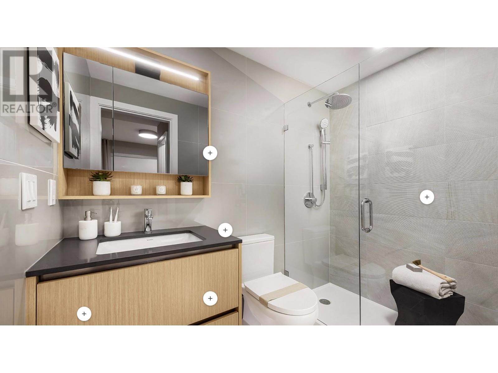 Listing Picture 7 of 18 : 409 5520 MCNAUGHTON ROAD, Richmond / 烈治文 - 魯藝地產 Yvonne Lu Group - MLS Medallion Club Member