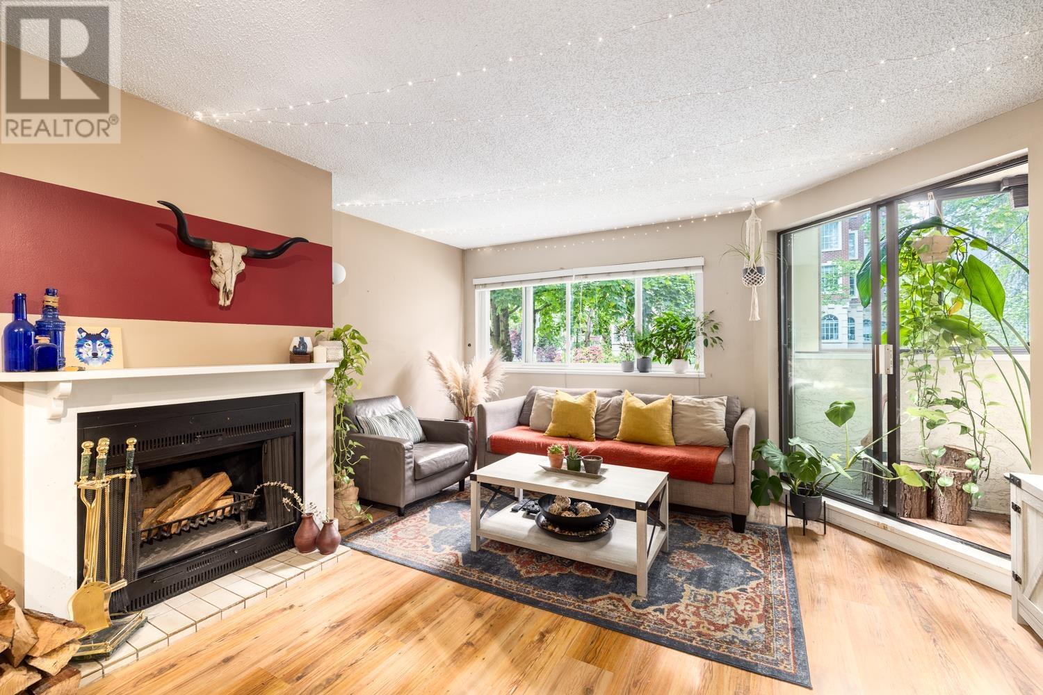 202 936 Bute Street, Vancouver, British Columbia  V6E 1Y8 - Photo 2 - R2961910