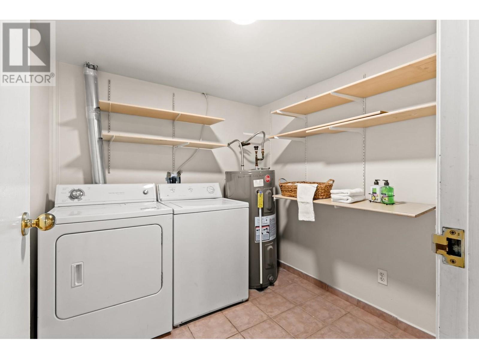 Listing Picture 8 of 11 : 102 1771 NELSON STREET, Vancouver / 溫哥華 - 魯藝地產 Yvonne Lu Group - MLS Medallion Club Member