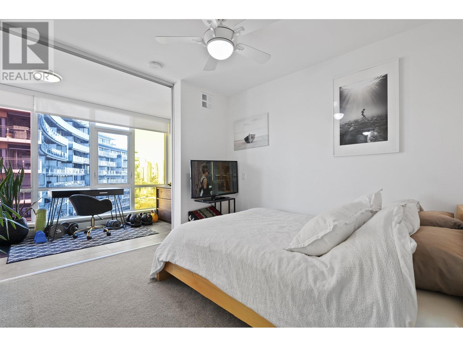 Listing Picture 16 of 35 : 1509 1788 COLUMBIA STREET, Vancouver / 溫哥華 - 魯藝地產 Yvonne Lu Group - MLS Medallion Club Member