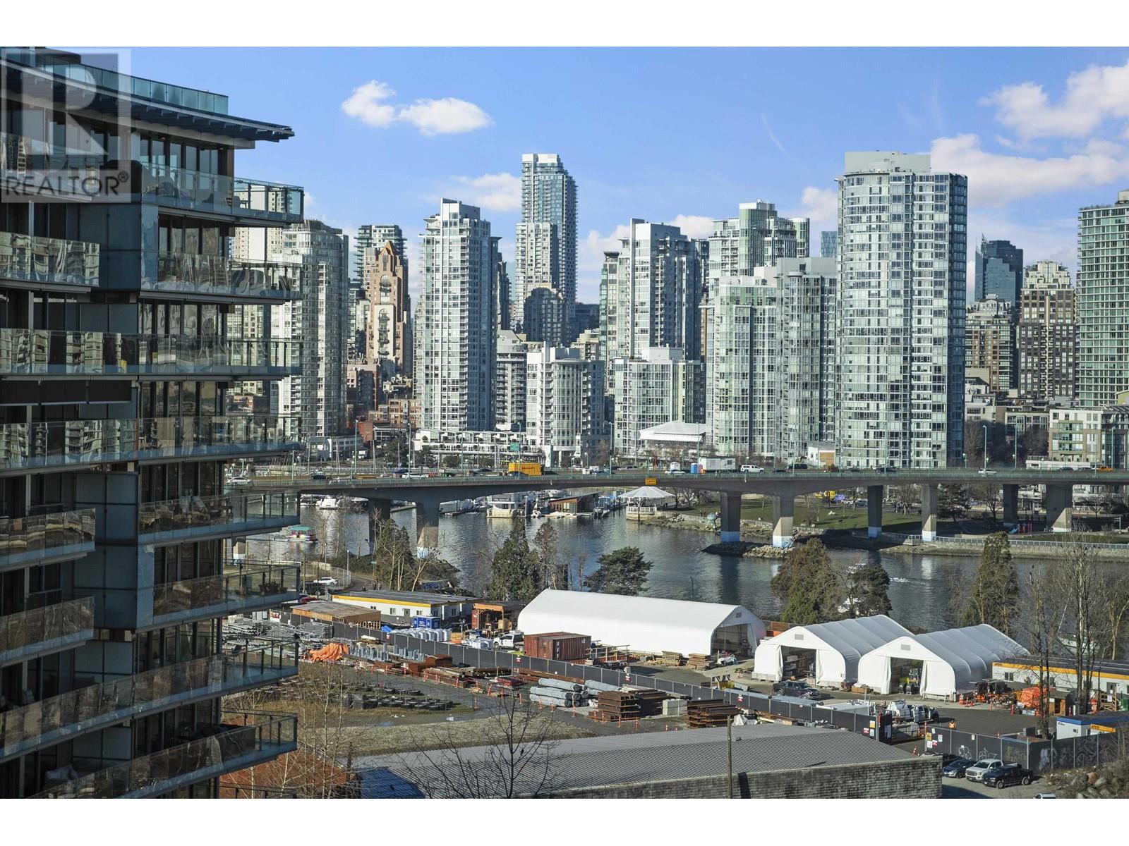 Listing Picture 19 of 35 : 1509 1788 COLUMBIA STREET, Vancouver / 溫哥華 - 魯藝地產 Yvonne Lu Group - MLS Medallion Club Member