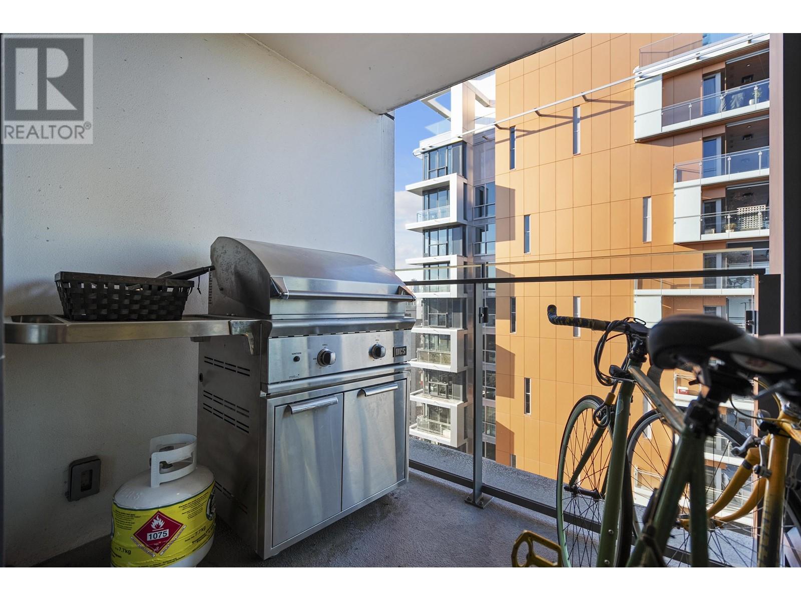 Listing Picture 22 of 35 : 1509 1788 COLUMBIA STREET, Vancouver / 溫哥華 - 魯藝地產 Yvonne Lu Group - MLS Medallion Club Member