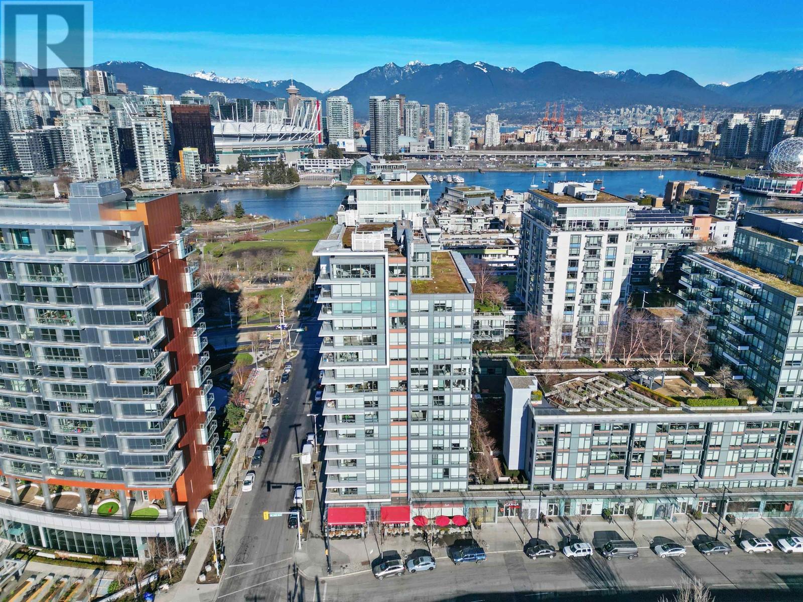 Listing Picture 34 of 35 : 1509 1788 COLUMBIA STREET, Vancouver / 溫哥華 - 魯藝地產 Yvonne Lu Group - MLS Medallion Club Member