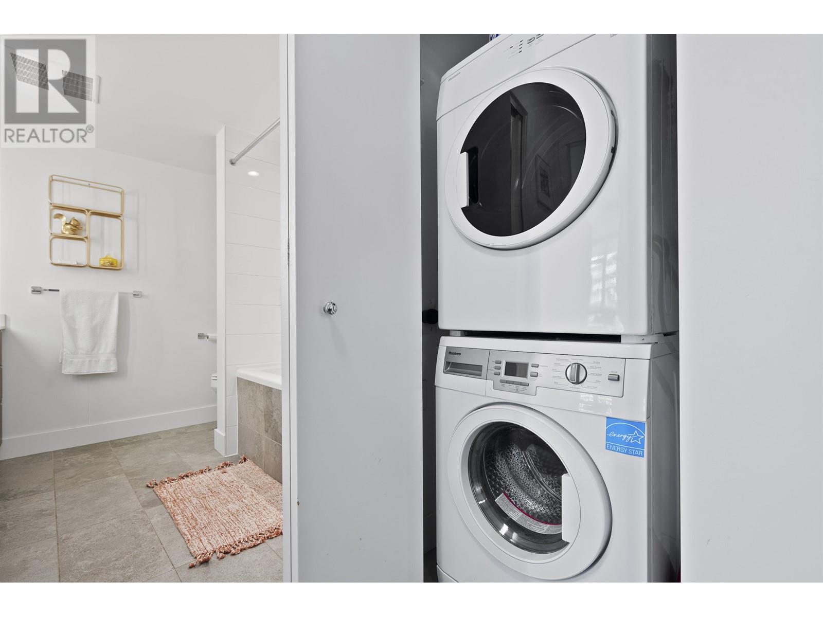 Listing Picture 35 of 35 : 1509 1788 COLUMBIA STREET, Vancouver / 溫哥華 - 魯藝地產 Yvonne Lu Group - MLS Medallion Club Member