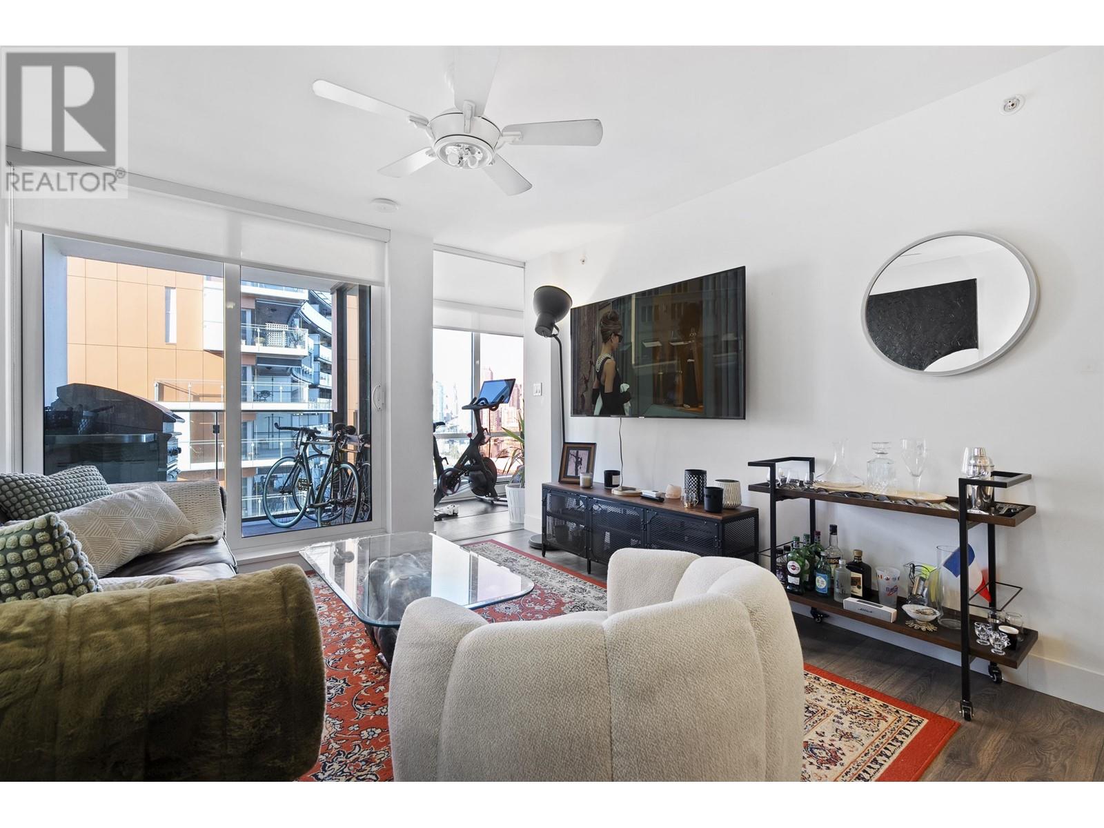 Listing Picture 7 of 35 : 1509 1788 COLUMBIA STREET, Vancouver / 溫哥華 - 魯藝地產 Yvonne Lu Group - MLS Medallion Club Member