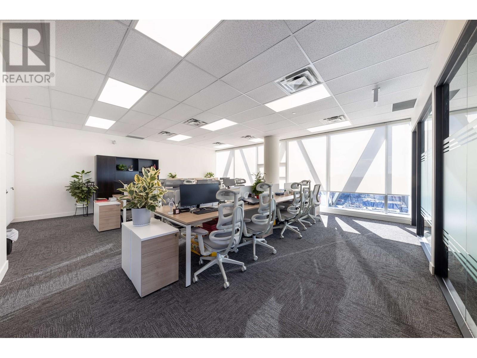 Listing Picture 18 of 27 : 1215 6388 NO. 3 ROAD, Richmond / 烈治文 - 魯藝地產 Yvonne Lu Group - MLS Medallion Club Member