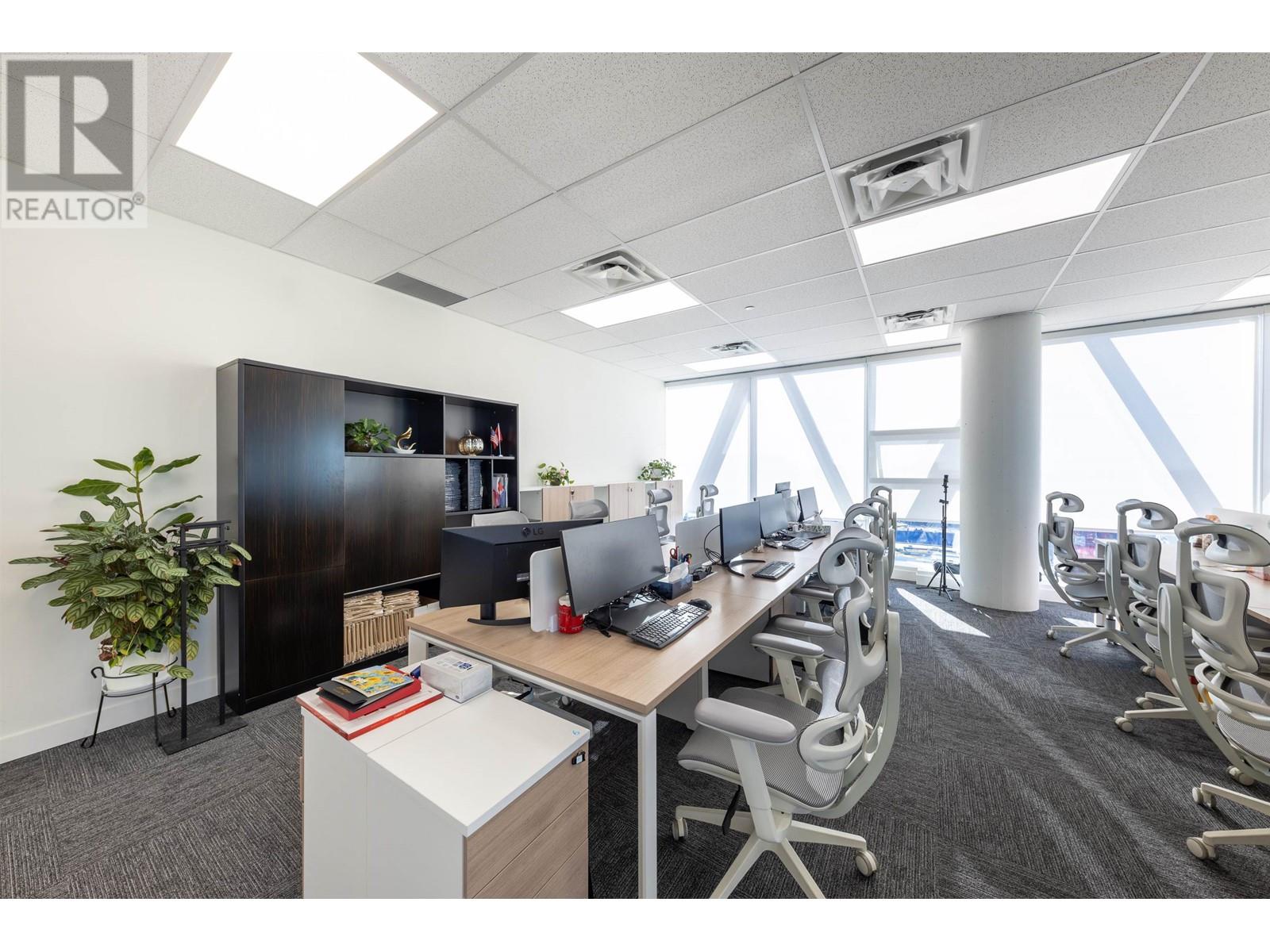 Listing Picture 22 of 27 : 1215 6388 NO. 3 ROAD, Richmond / 烈治文 - 魯藝地產 Yvonne Lu Group - MLS Medallion Club Member