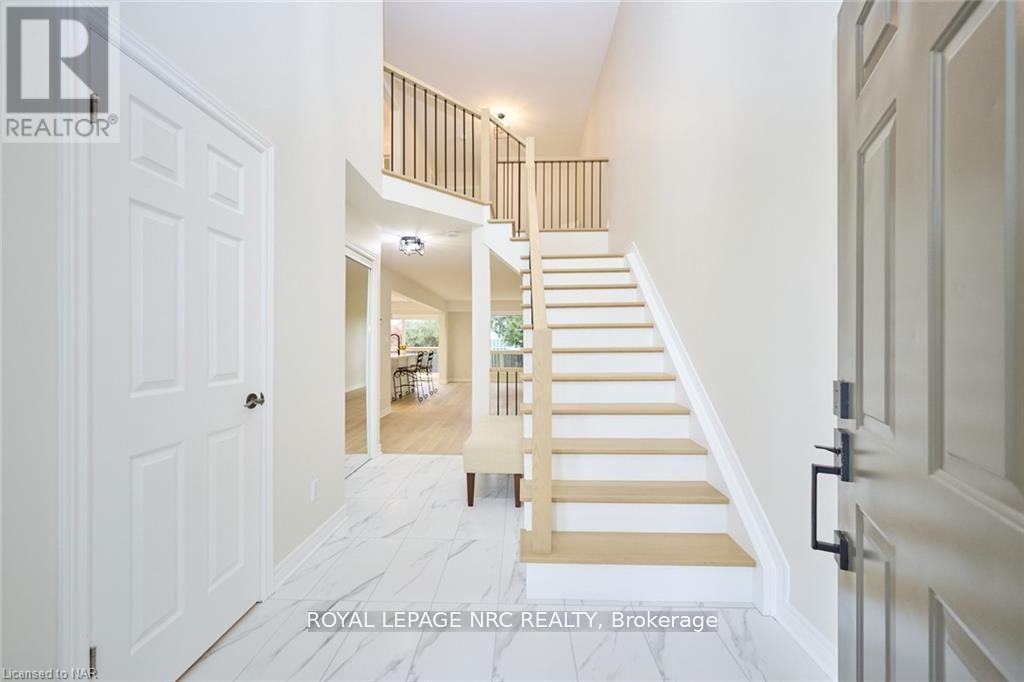 76 Loretta Drive, Niagara-On-The-Lake, Ontario  L0S 1T0 - Photo 3 - X11948054