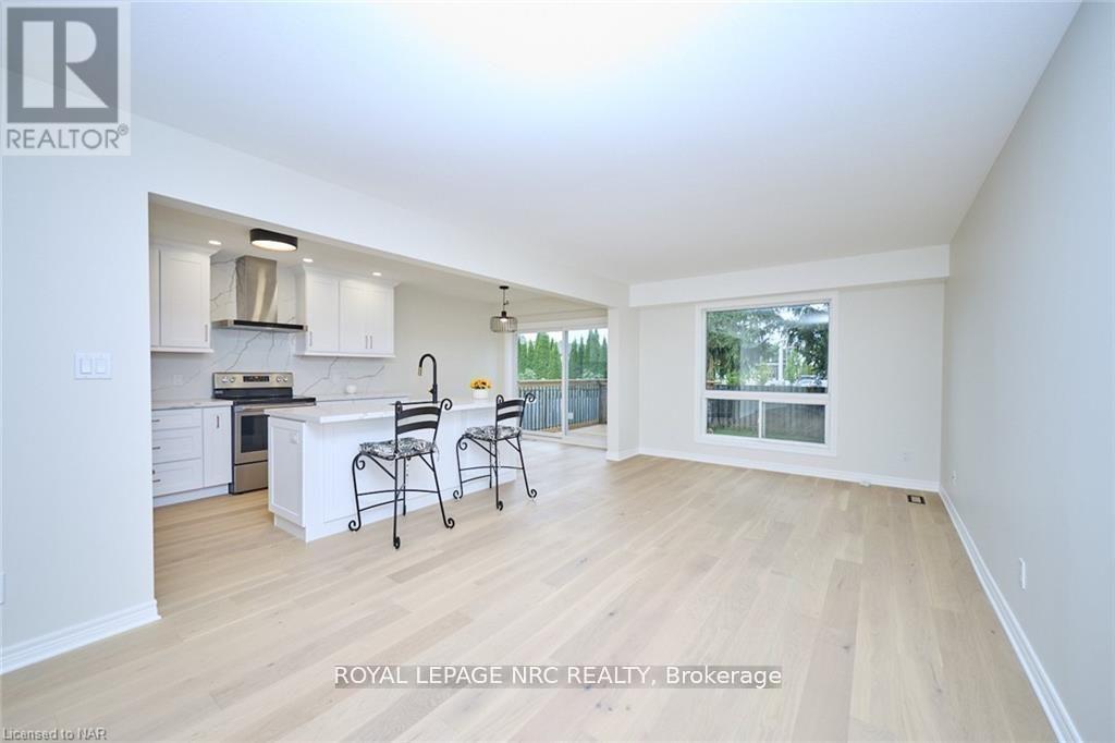 76 Loretta Drive, Niagara-On-The-Lake, Ontario  L0S 1T0 - Photo 5 - X11948054
