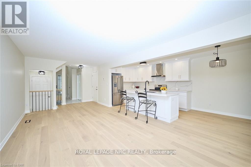 76 Loretta Drive, Niagara-On-The-Lake, Ontario  L0S 1T0 - Photo 9 - X11948054
