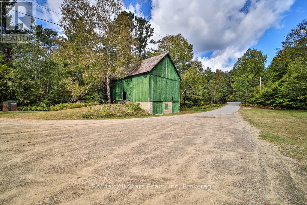 2840 Highway 60 Route E, Lake Of Bays, Ontario  P0A 1H0 - Photo 16 - X11948014