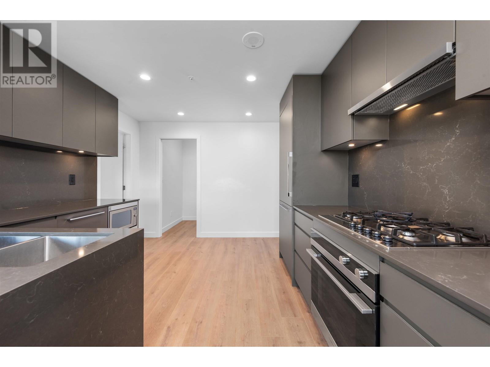 Listing Picture 4 of 37 : 2606 2181 MADISON AVENUE, Burnaby / 本拿比 - 魯藝地產 Yvonne Lu Group - MLS Medallion Club Member