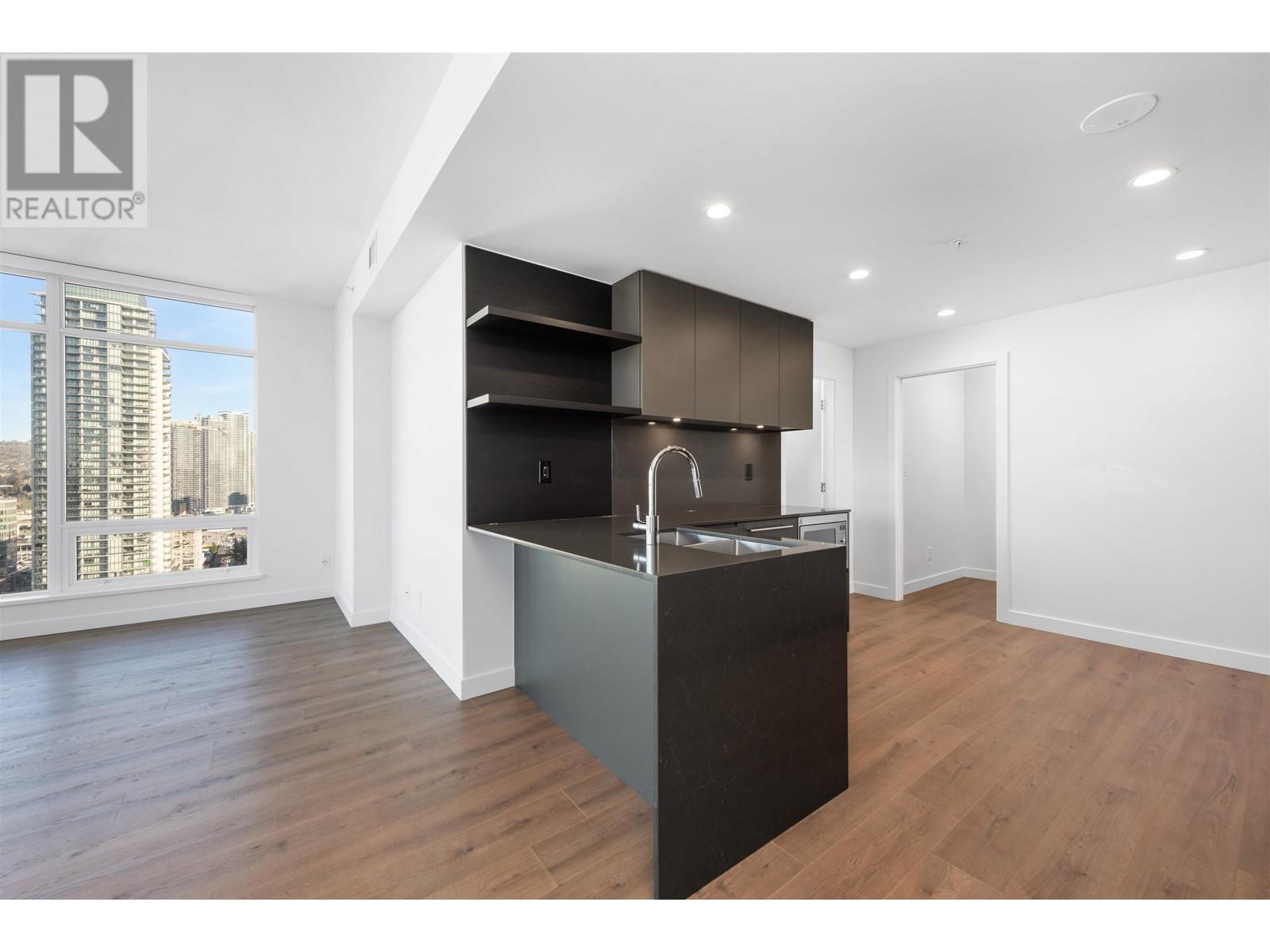 Listing Picture 5 of 37 : 2606 2181 MADISON AVENUE, Burnaby / 本拿比 - 魯藝地產 Yvonne Lu Group - MLS Medallion Club Member