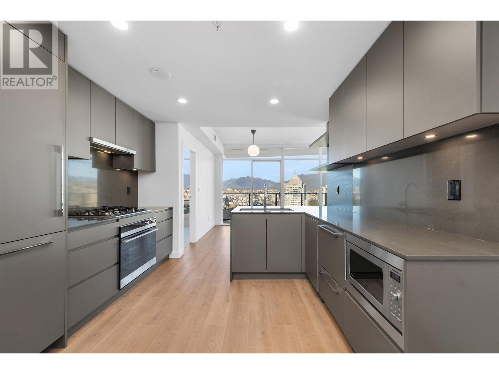 Listing Picture 6 of 37 : 2606 2181 MADISON AVENUE, Burnaby / 本拿比 - 魯藝地產 Yvonne Lu Group - MLS Medallion Club Member