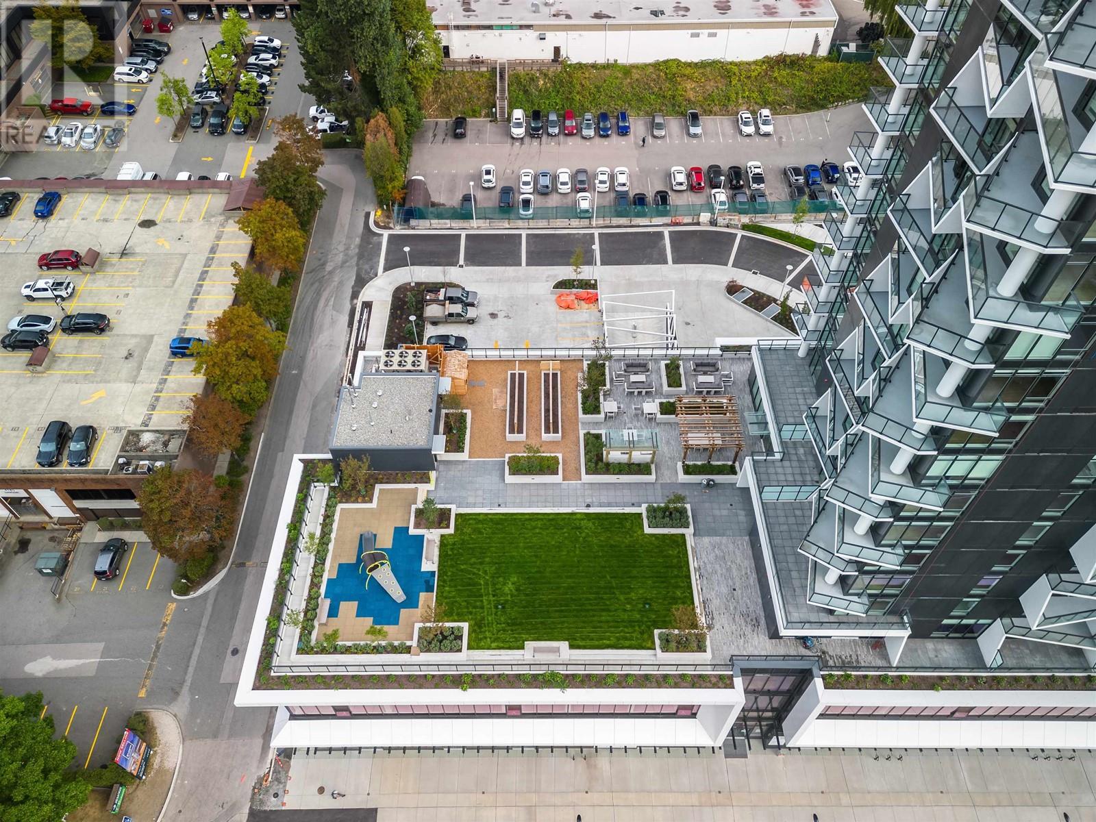 Listing Picture 35 of 37 : 2606 2181 MADISON AVENUE, Burnaby / 本拿比 - 魯藝地產 Yvonne Lu Group - MLS Medallion Club Member