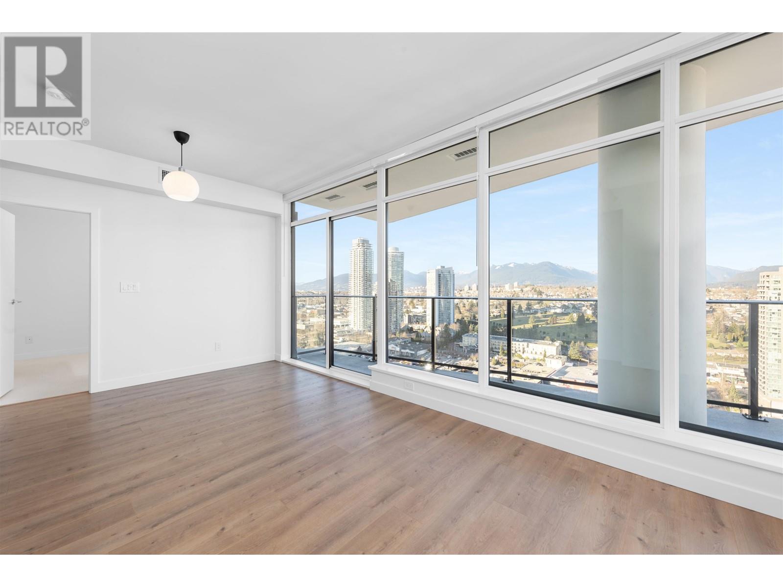 Listing Picture 12 of 37 : 2606 2181 MADISON AVENUE, Burnaby / 本拿比 - 魯藝地產 Yvonne Lu Group - MLS Medallion Club Member