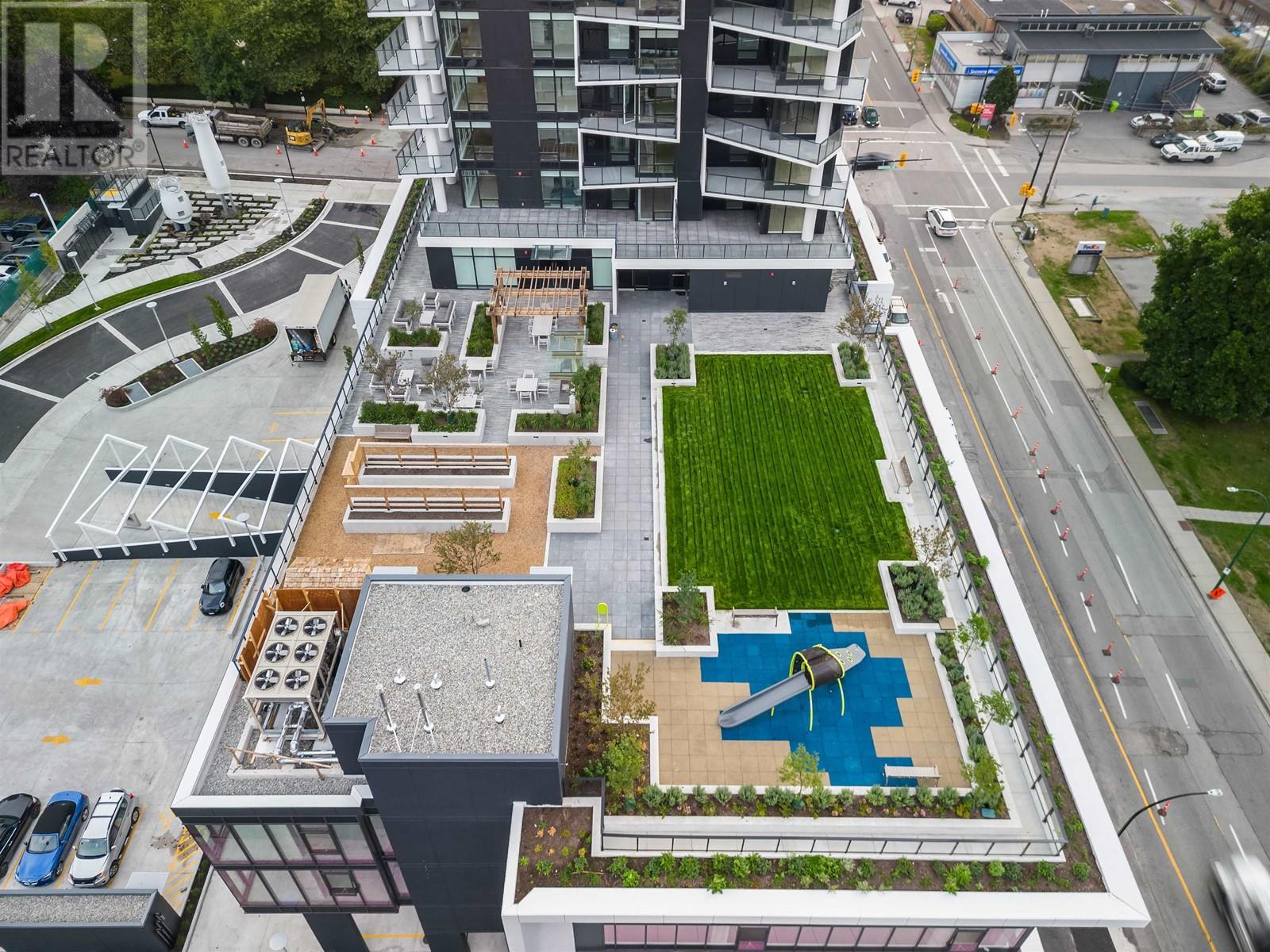 Listing Picture 32 of 37 : 2606 2181 MADISON AVENUE, Burnaby / 本拿比 - 魯藝地產 Yvonne Lu Group - MLS Medallion Club Member