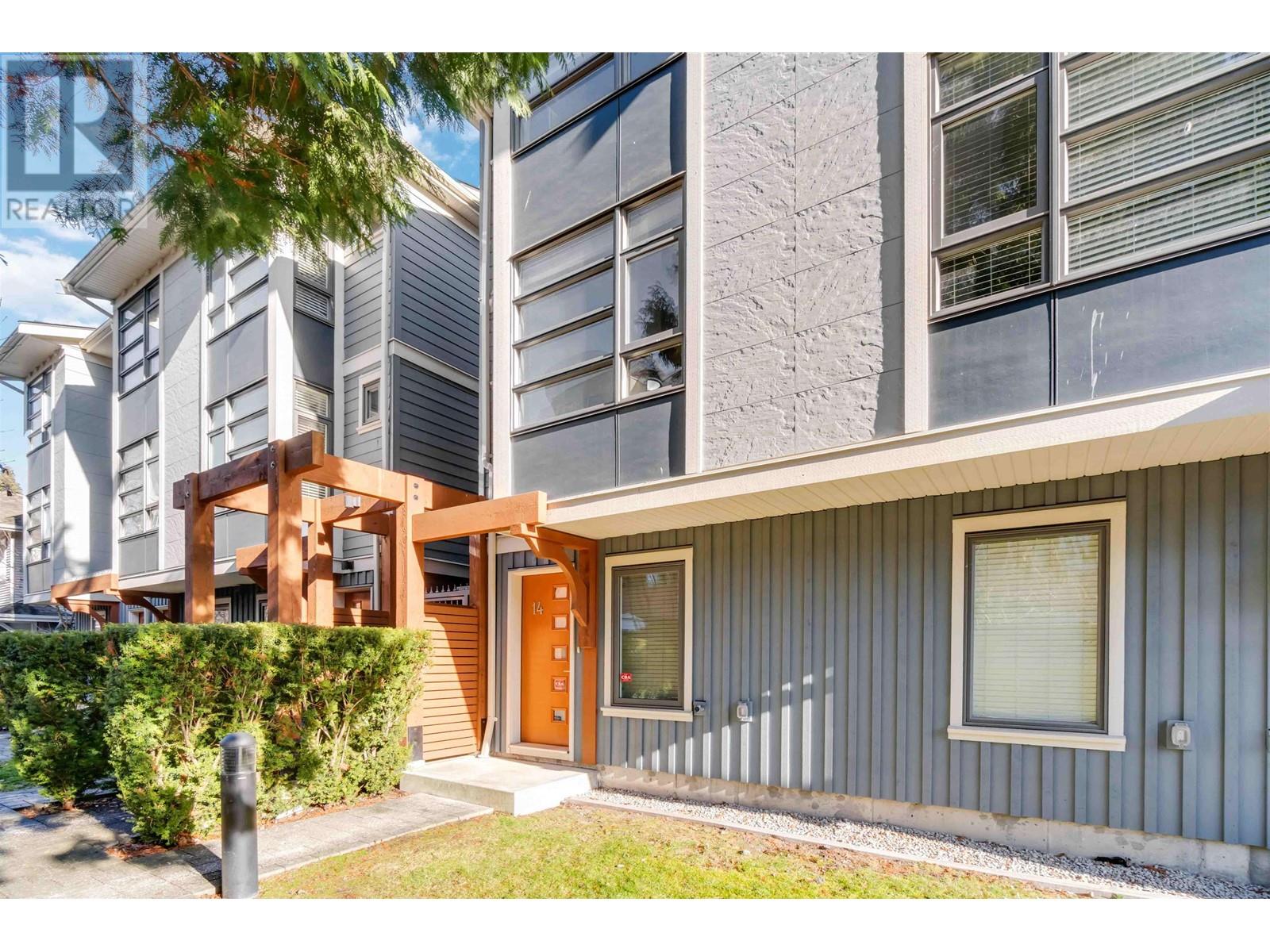 Listing Picture 2 of 33 : 14 8377 JONES ROAD, Richmond / 烈治文 - 魯藝地產 Yvonne Lu Group - MLS Medallion Club Member