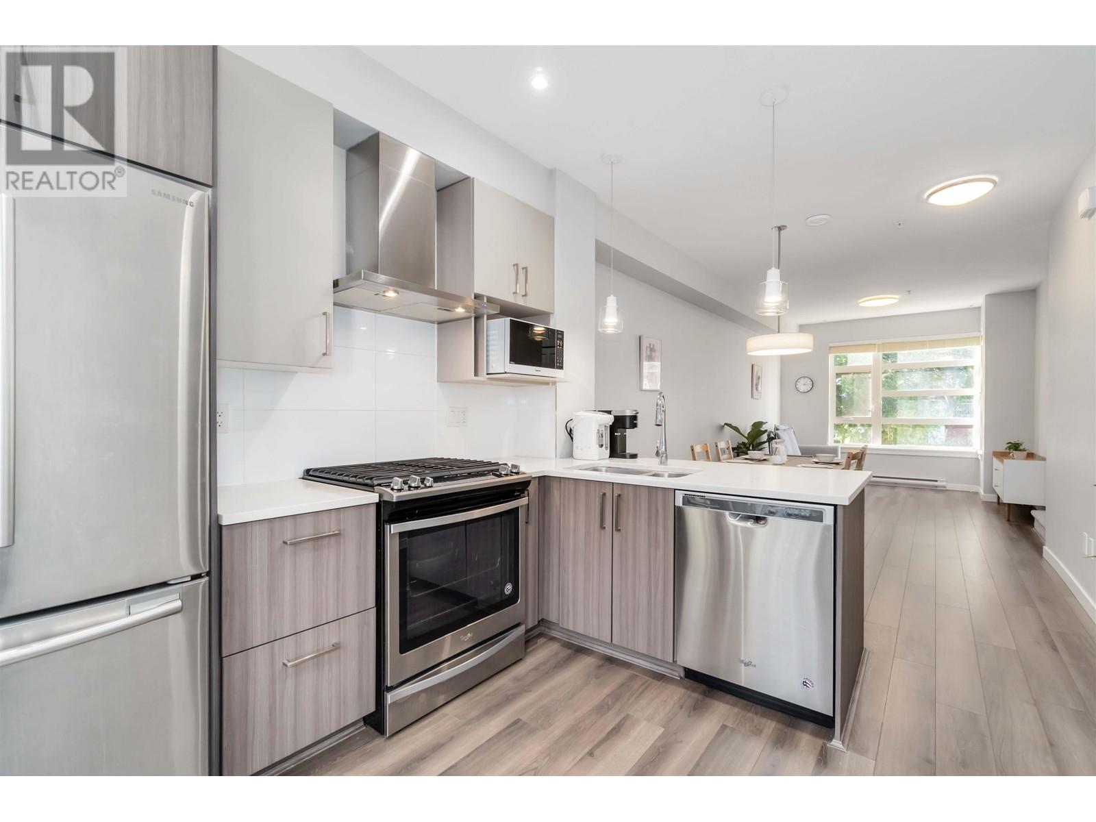 Listing Picture 8 of 33 : 14 8377 JONES ROAD, Richmond / 烈治文 - 魯藝地產 Yvonne Lu Group - MLS Medallion Club Member