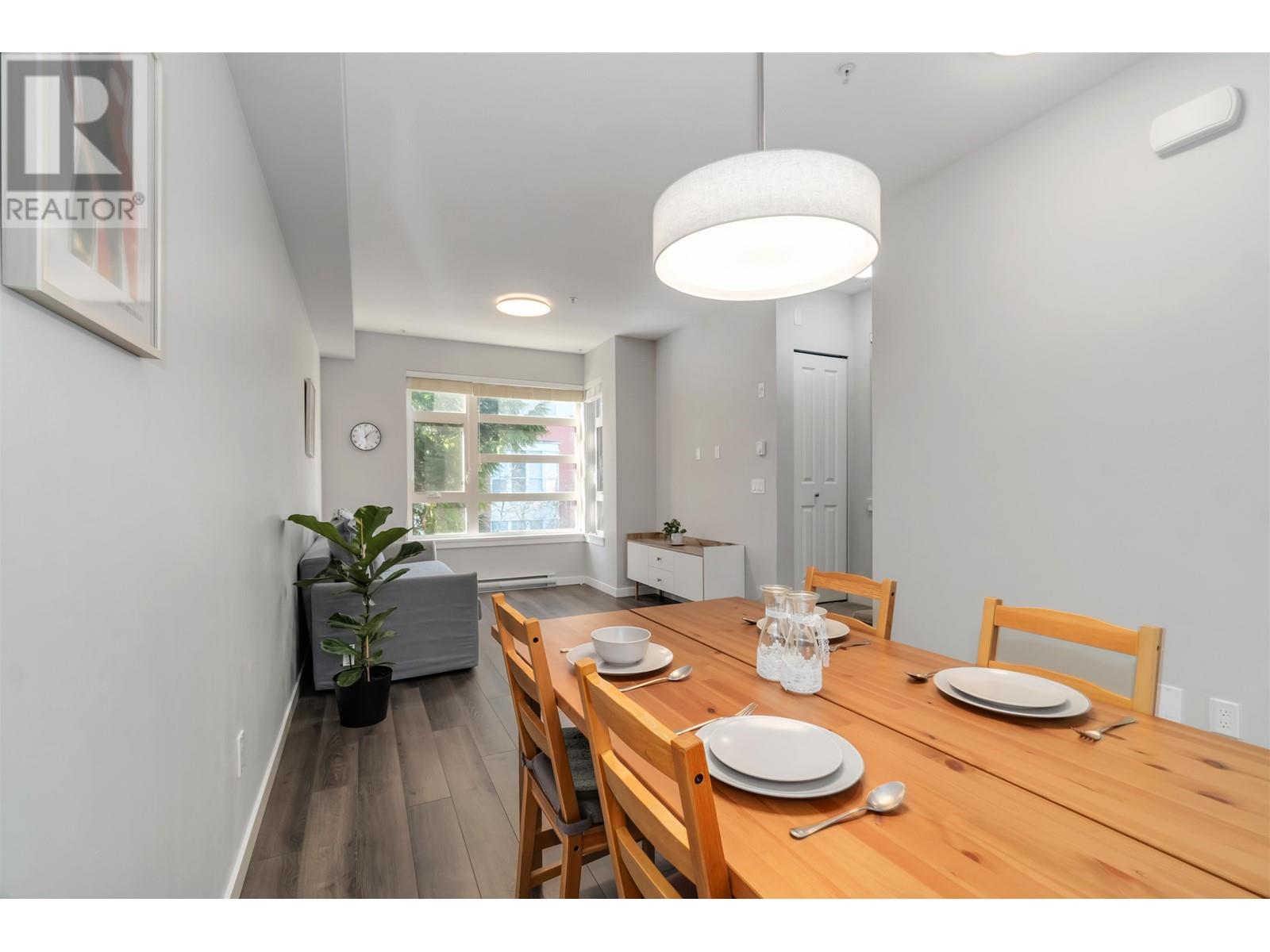 Listing Picture 9 of 33 : 14 8377 JONES ROAD, Richmond / 烈治文 - 魯藝地產 Yvonne Lu Group - MLS Medallion Club Member