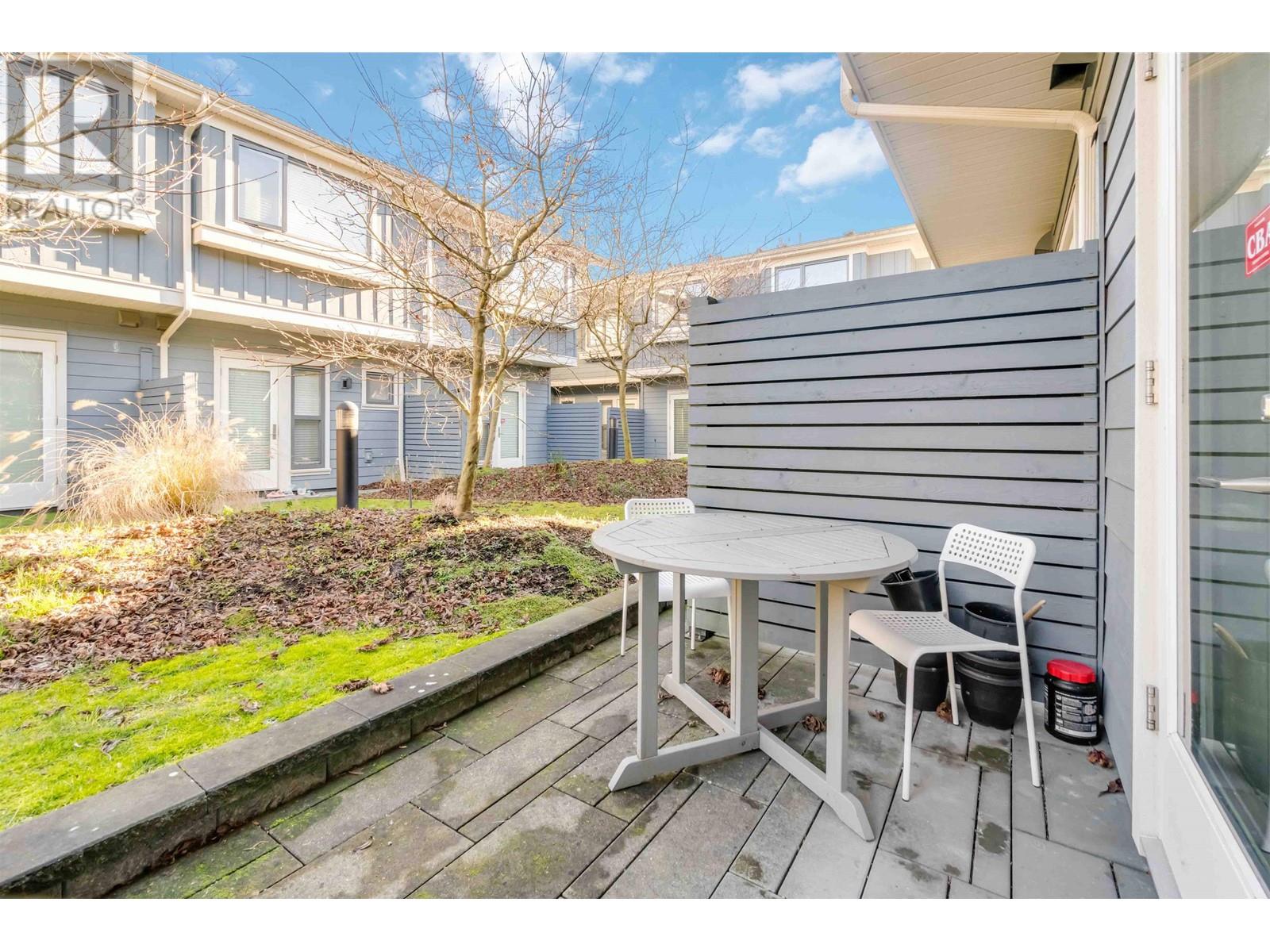 Listing Picture 29 of 33 : 14 8377 JONES ROAD, Richmond / 烈治文 - 魯藝地產 Yvonne Lu Group - MLS Medallion Club Member