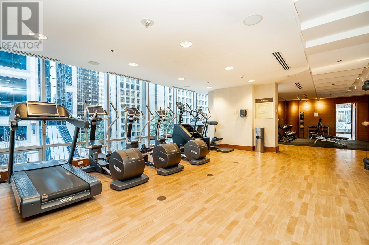 Listing Picture 15 of 22 : 2106 1111 ALBERNI STREET, Vancouver / 溫哥華 - 魯藝地產 Yvonne Lu Group - MLS Medallion Club Member