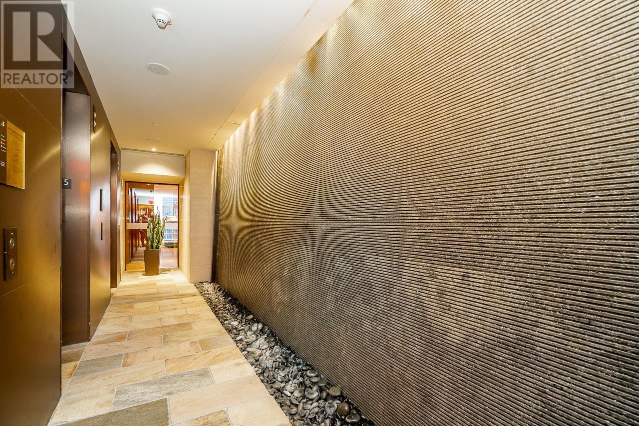 Listing Picture 20 of 22 : 2106 1111 ALBERNI STREET, Vancouver / 溫哥華 - 魯藝地產 Yvonne Lu Group - MLS Medallion Club Member