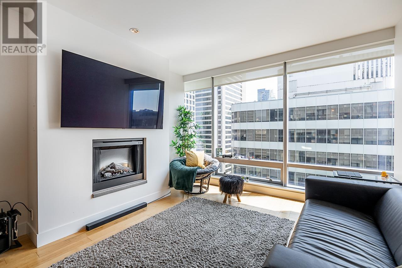 Listing Picture 3 of 22 : 2106 1111 ALBERNI STREET, Vancouver / 溫哥華 - 魯藝地產 Yvonne Lu Group - MLS Medallion Club Member