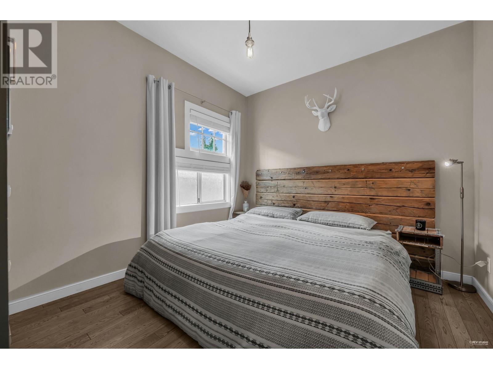 Listing Picture 14 of 40 : 158 E 26TH AVENUE, Vancouver / 溫哥華 - 魯藝地產 Yvonne Lu Group - MLS Medallion Club Member