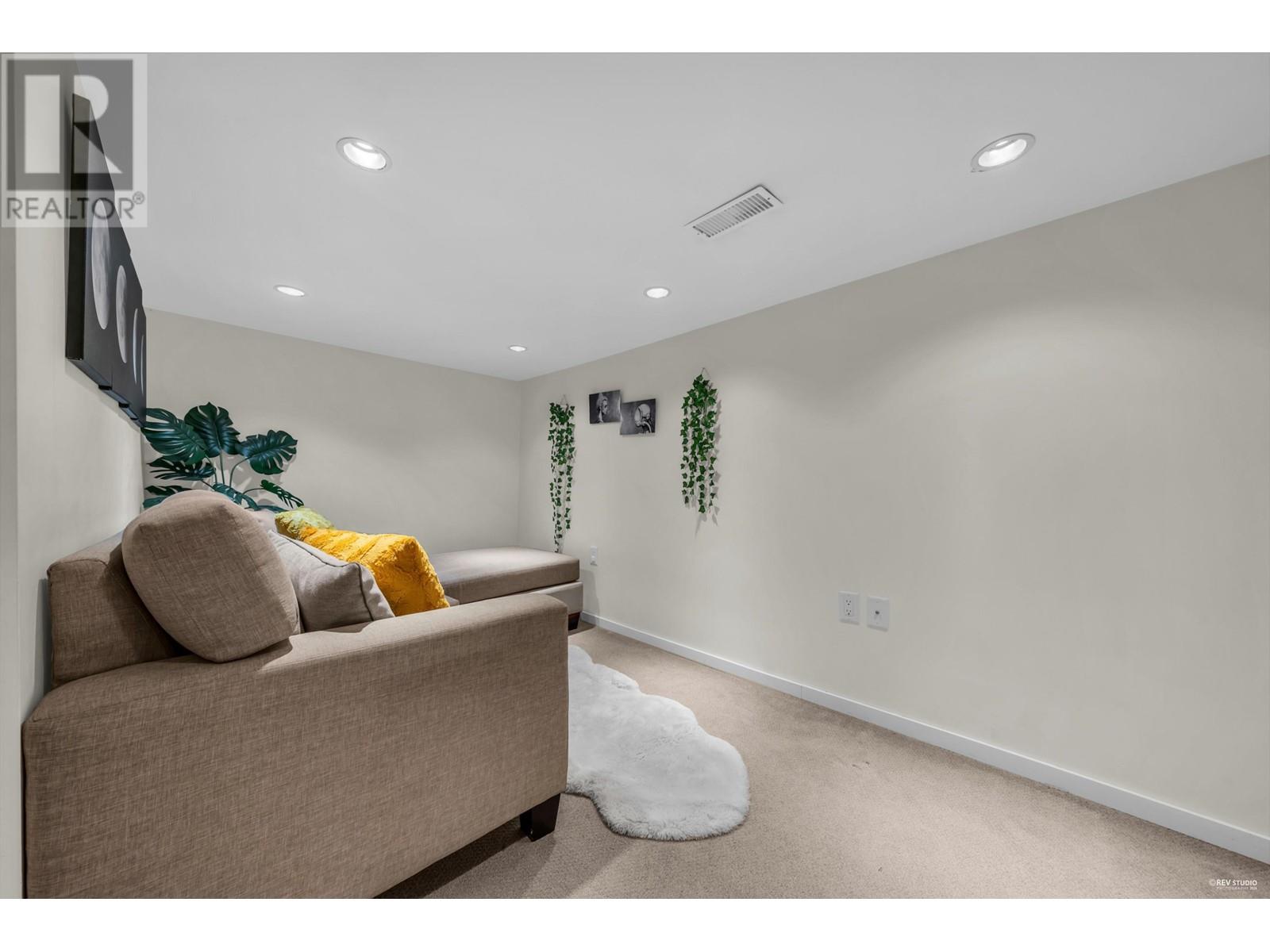 Listing Picture 28 of 40 : 158 E 26TH AVENUE, Vancouver / 溫哥華 - 魯藝地產 Yvonne Lu Group - MLS Medallion Club Member