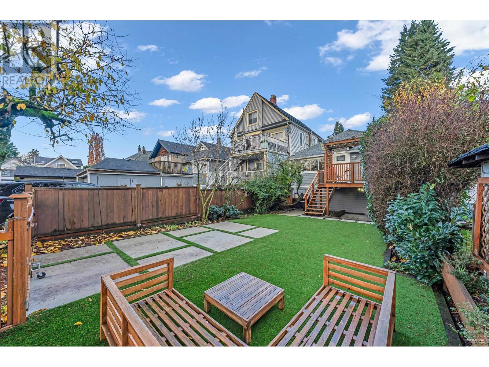 Listing Picture 37 of 40 : 158 E 26TH AVENUE, Vancouver / 溫哥華 - 魯藝地產 Yvonne Lu Group - MLS Medallion Club Member