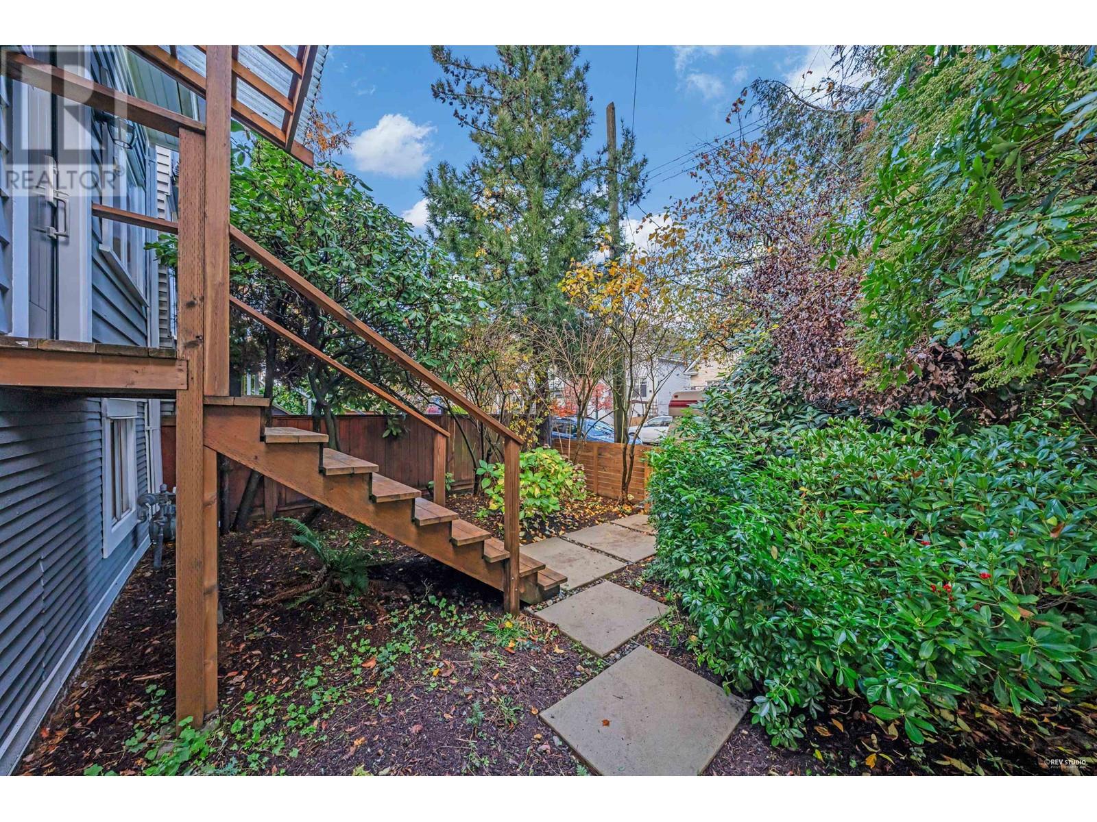 Listing Picture 39 of 40 : 158 E 26TH AVENUE, Vancouver / 溫哥華 - 魯藝地產 Yvonne Lu Group - MLS Medallion Club Member