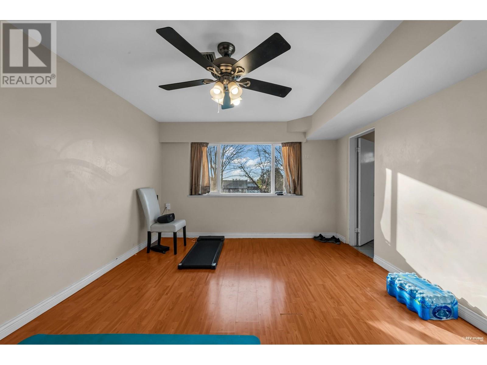 829 Se Marine Drive, Vancouver, British Columbia  V5X 2V2 - Photo 21 - R2944153