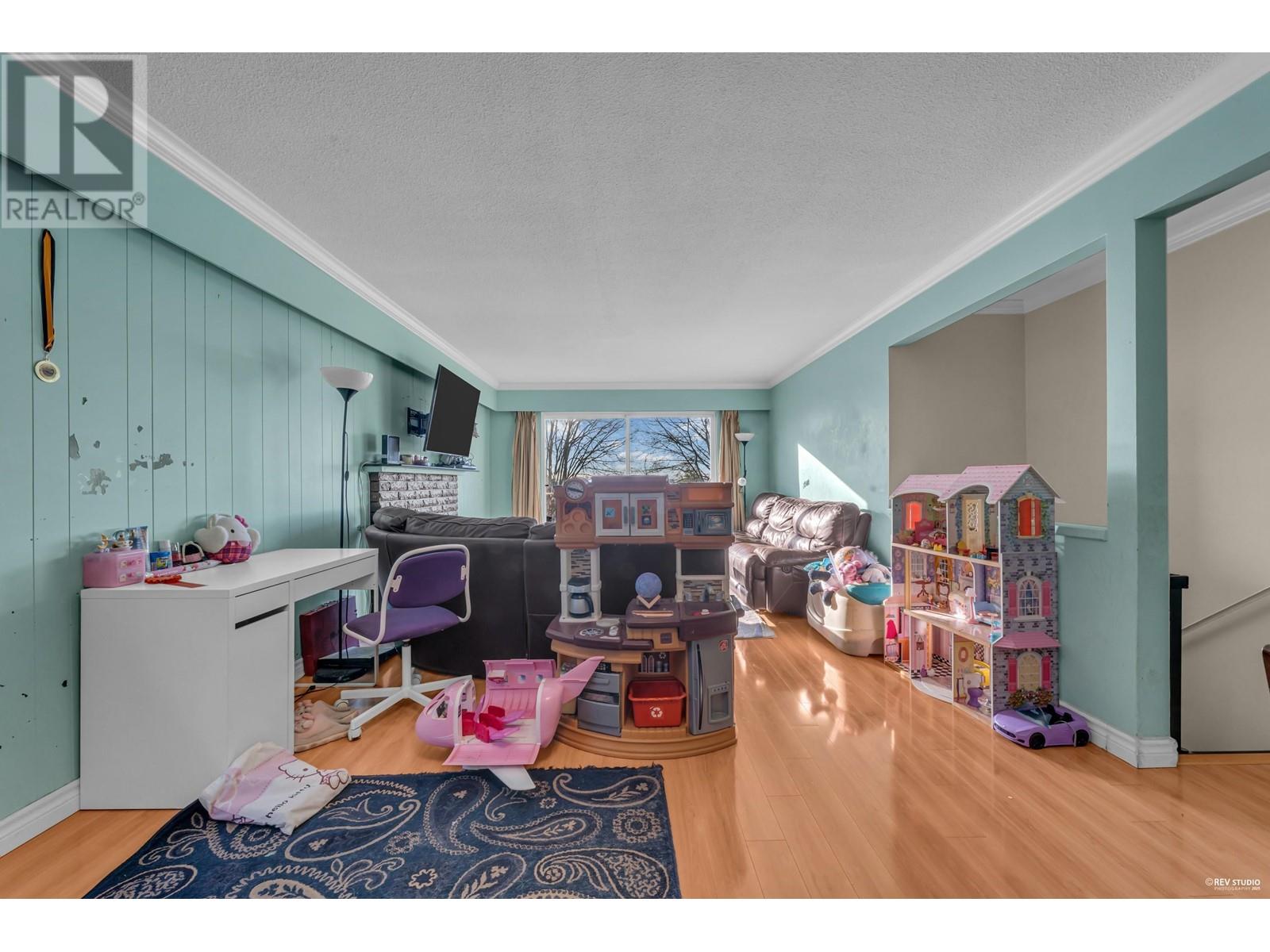 829 Se Marine Drive, Vancouver, British Columbia  V5X 2V2 - Photo 4 - R2944153