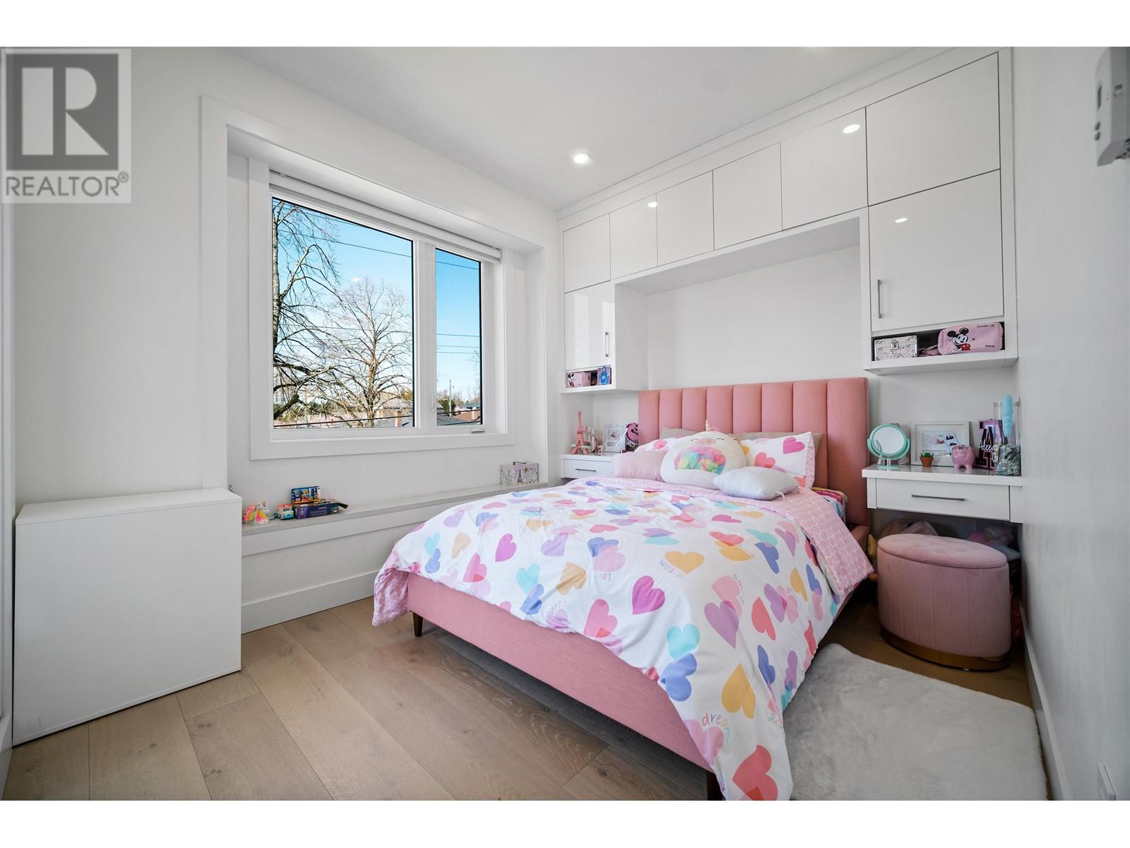 Listing Picture 18 of 33 : 7666 ONTARIO STREET, Vancouver / 溫哥華 - 魯藝地產 Yvonne Lu Group - MLS Medallion Club Member