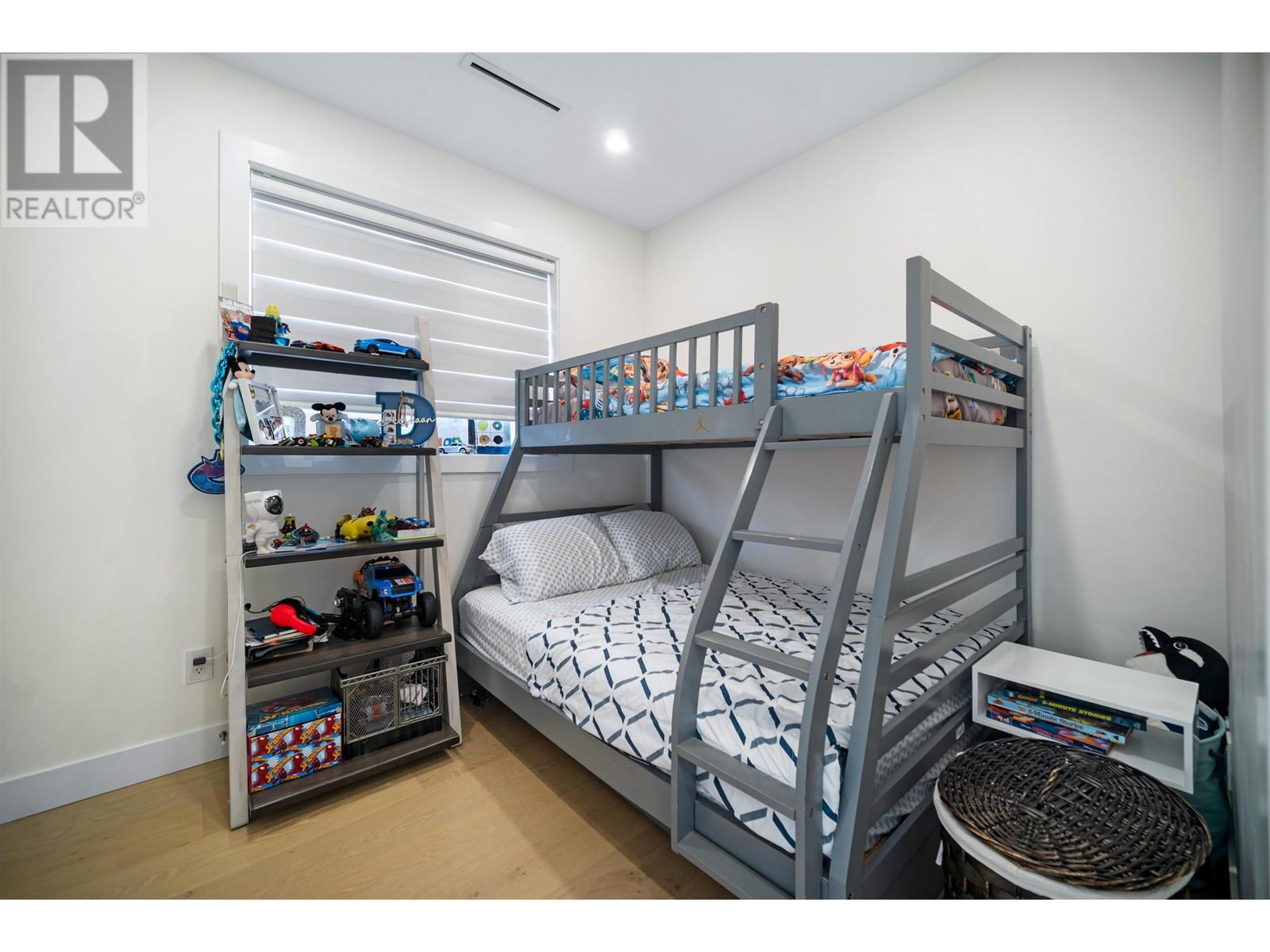 Listing Picture 16 of 33 : 7666 ONTARIO STREET, Vancouver / 溫哥華 - 魯藝地產 Yvonne Lu Group - MLS Medallion Club Member