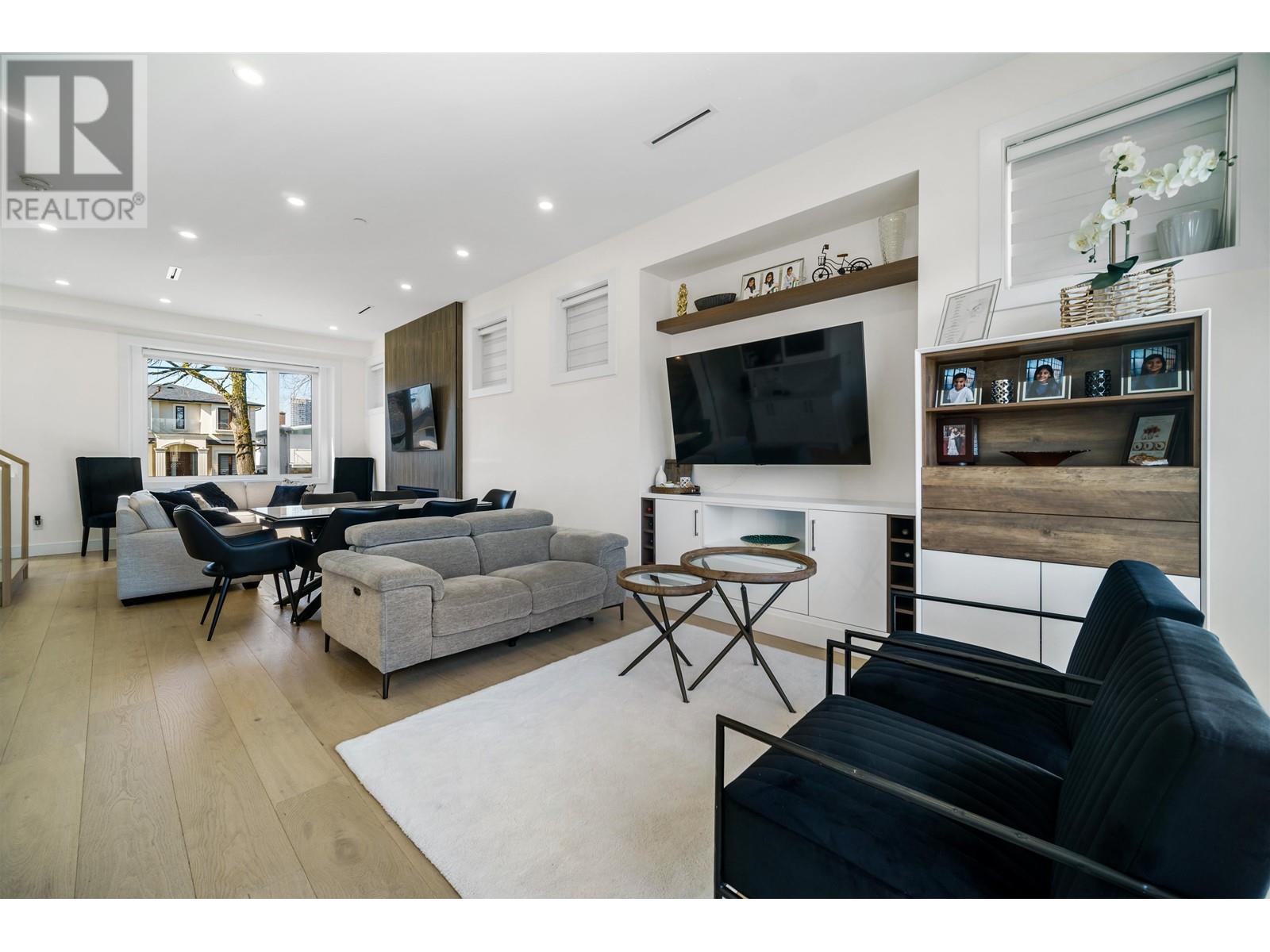 Listing Picture 4 of 33 : 7666 ONTARIO STREET, Vancouver / 溫哥華 - 魯藝地產 Yvonne Lu Group - MLS Medallion Club Member