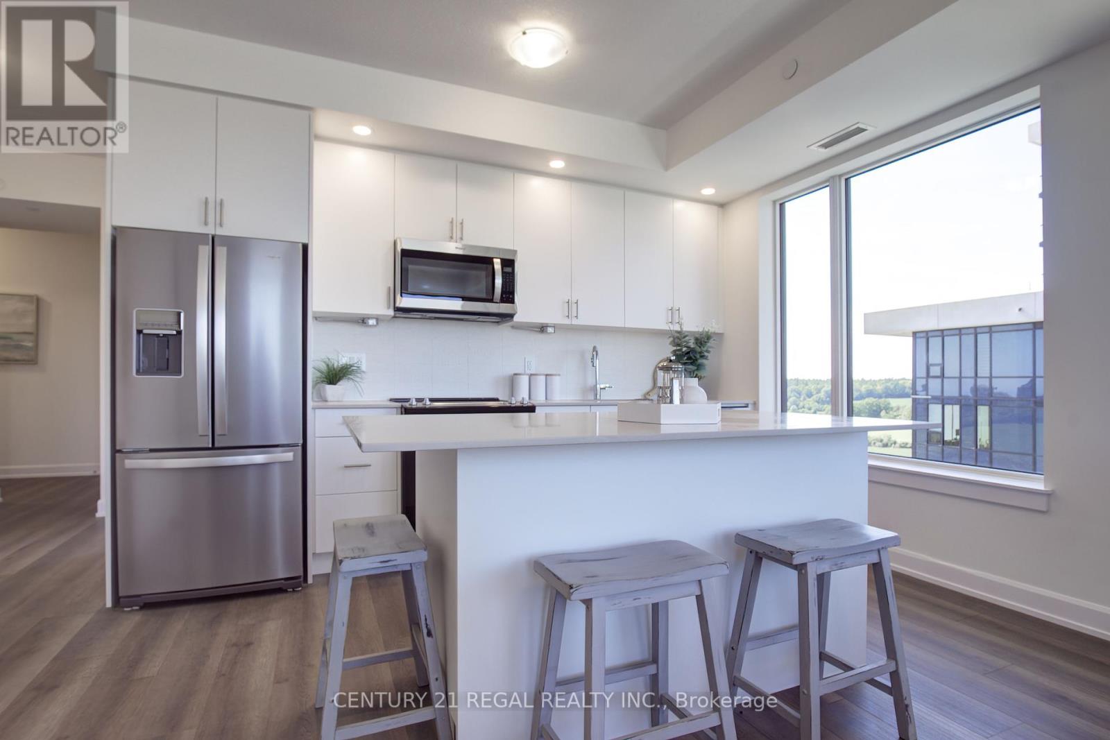Property at 823 - 3200 WILLIAM COLTSON AVENUE image 4
