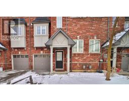 11 - 15 OLD COLONY ROAD, Richmond Hill, Ontario