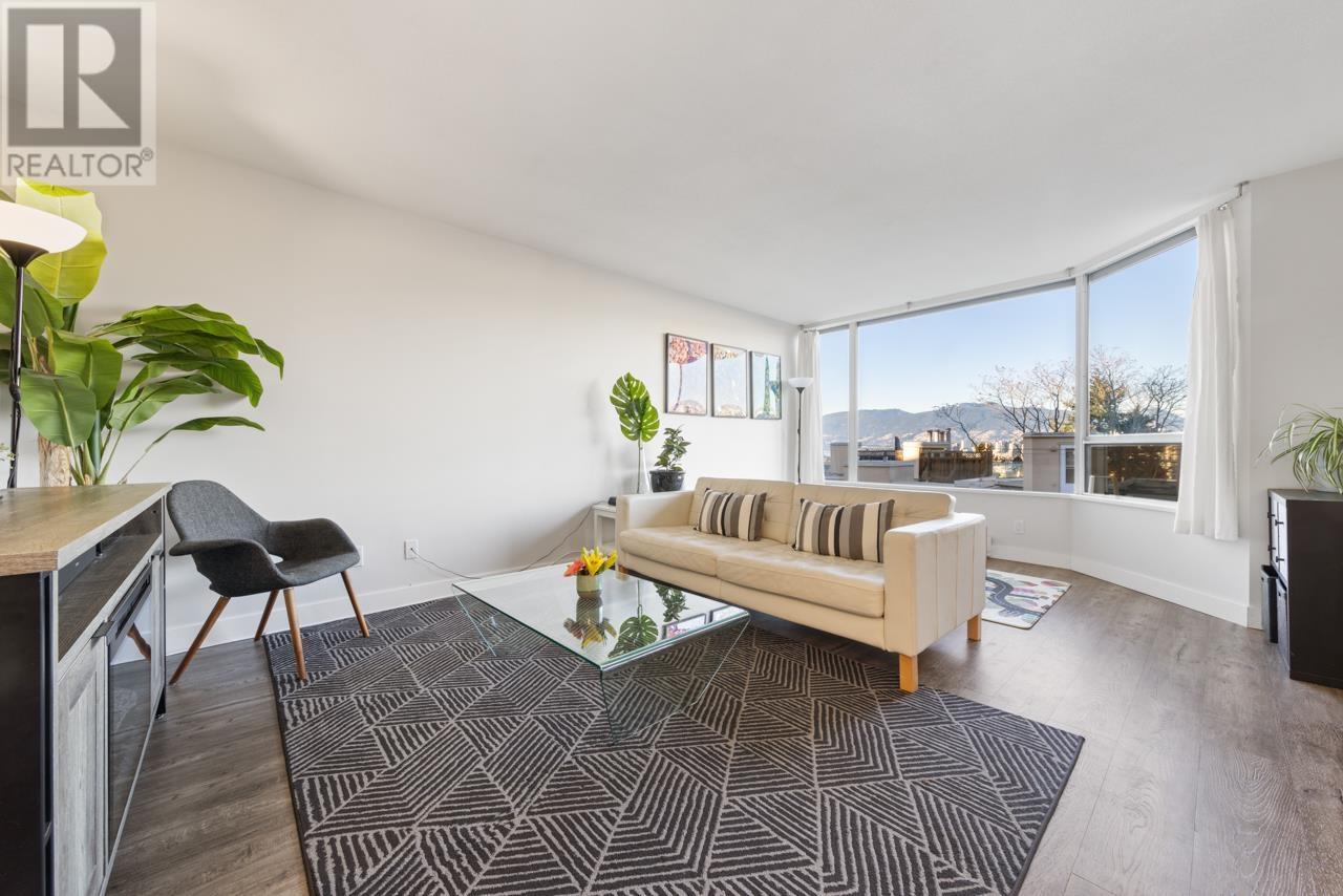 Listing Picture 4 of 29 : 302 1235 W BROADWAY, Vancouver / 溫哥華 - 魯藝地產 Yvonne Lu Group - MLS Medallion Club Member